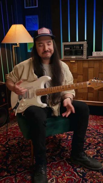 Opening frame of the F chord video hook